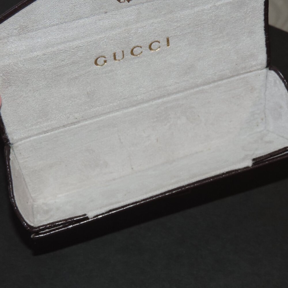 Gucci Triangular Dark Brown Leather Embossed Logo… - image 8